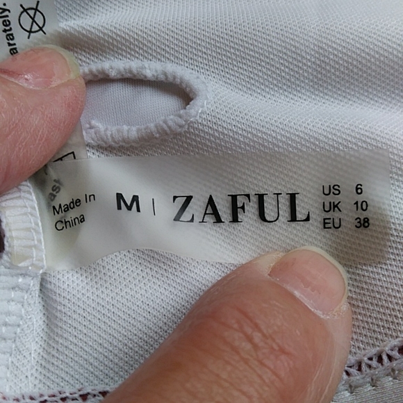 Zaful Cut-Out Striped Two Piece Bikini High Waisted Cheeky Bottom 6 White Maroon - Picture 6 of 16